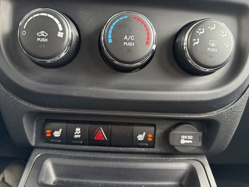 Used 2016 Jeep Patriot High Altitude image 17