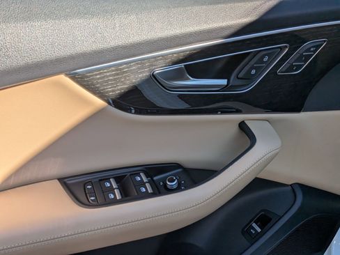 Used 2021 Audi Q7 3.0T Prestige w/ Prestige Package image 14