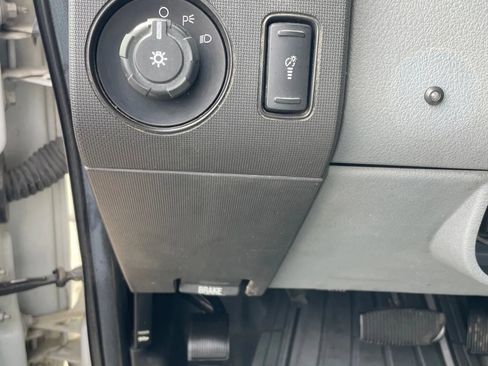Used 2015 Ford F250 XL w/ Power Equipment Group AWD/4WD image 20