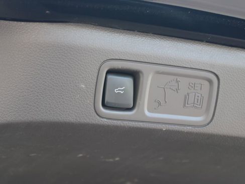 Used 2024 Lincoln Navigator L Reserve AWD/4WD image 14