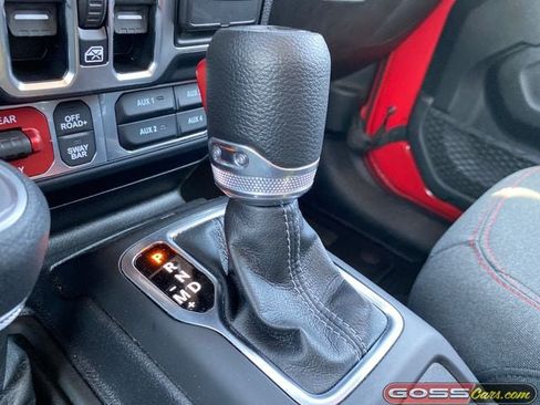 Certified 2025 Jeep Wrangler Unlimited Rubicon AWD/4WD image 12