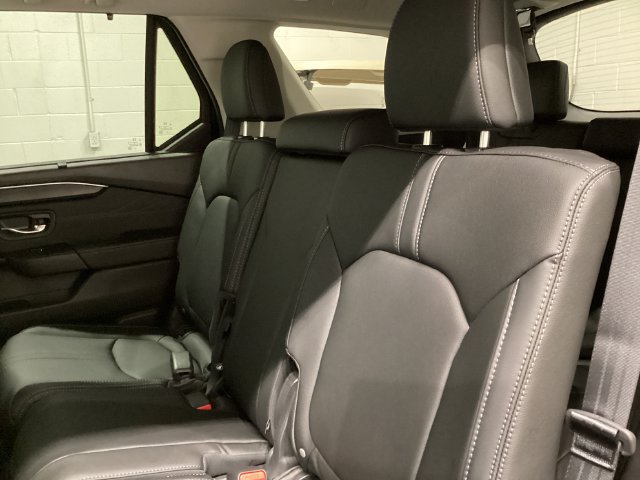 New 2026 Honda Pilot Touring image 19