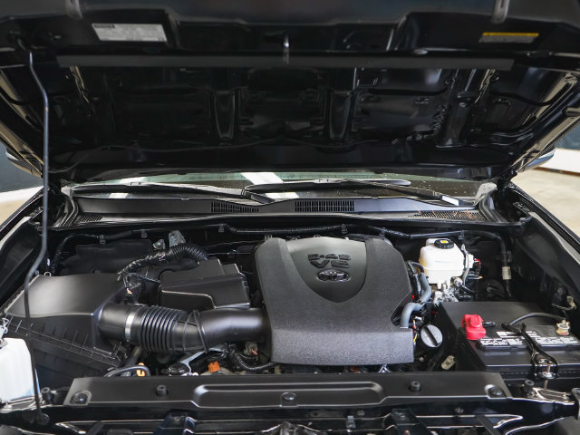 Used 2023 Toyota Tacoma TRD Off-Road AWD/4WD image 45
