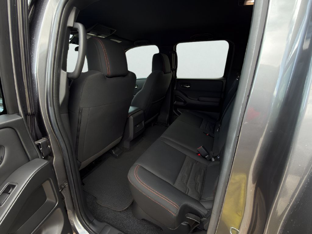 Certified 2024 Nissan Frontier Pro-X RWD image 17