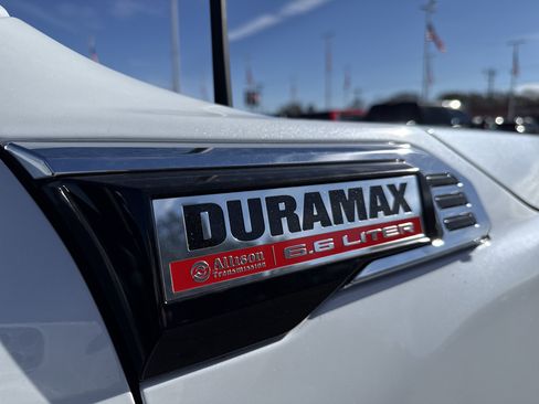 New 2026 GMC Sierra 3500 Denali w/ Denali Reserve Package image 21