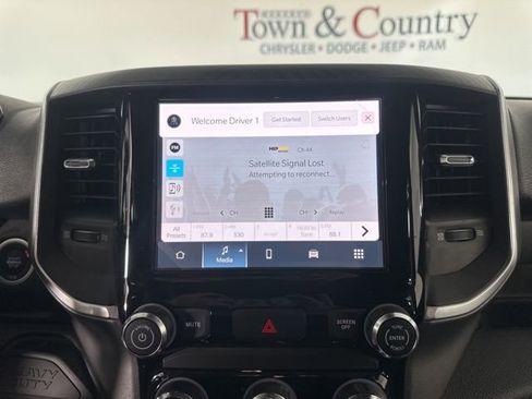 Used 2025 RAM 2500 Big Horn image 15