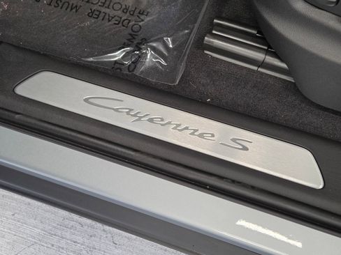 New 2026 Porsche Cayenne S AWD/4WD image 17