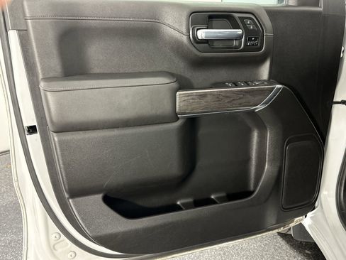 Used 2020 Chevrolet Silverado 1500 LTZ image 29