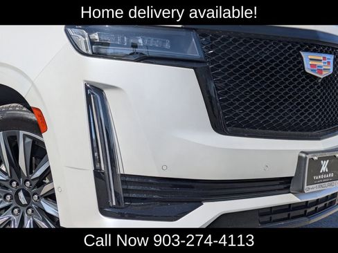 Used 2022 Cadillac Escalade ESV Sport Platinum image 2