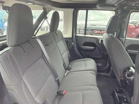 Used 2020 Jeep Wrangler Unlimited Sport AWD/4WD image 12
