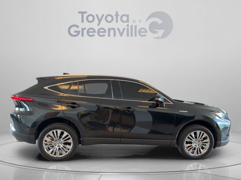 Used 2021 Toyota Venza XLE w/ Softex Package AWD/4WD image 7