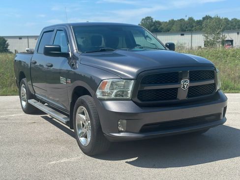 Used 2014 RAM 1500 Express AWD/4WD image 4