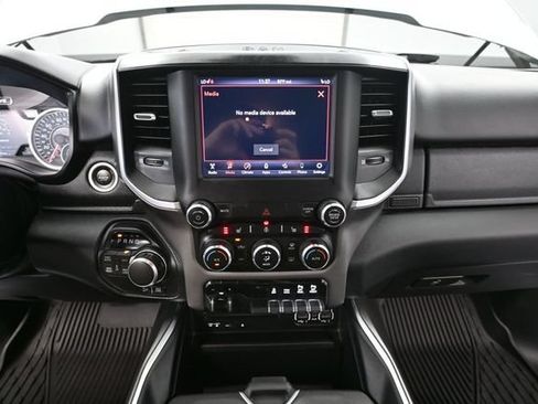 Used 2019 RAM 1500 Big Horn AWD/4WD image 37