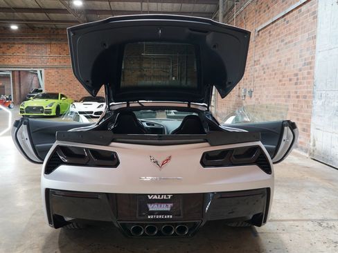 Used 2018 Chevrolet Corvette Stingray Coupe RWD image 33
