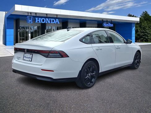 Certified 2025 Honda Accord SE image 24