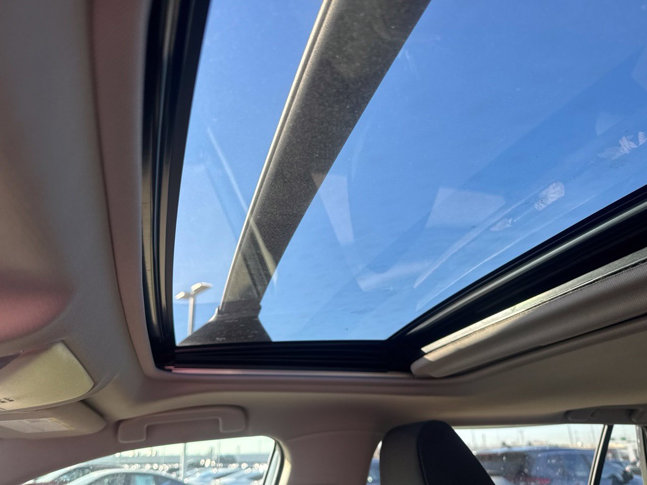 Used 2019 Toyota RAV4 XLE FWD image 45