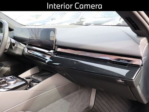 Certified 2025 BMW i5 xDrive40 w/ Premium Package image 13