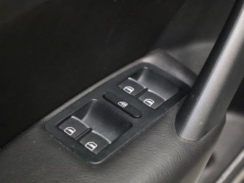 Used 2014 Volkswagen Passat 1.8T S FWD image 19