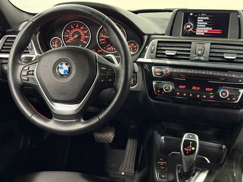 Used 2017 BMW 330i Sedan RWD image 22