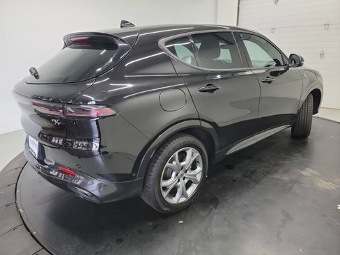 Used 2024 Dodge Hornet R/T w/ Tech Pack w/o Parking AWD/4WD image 9