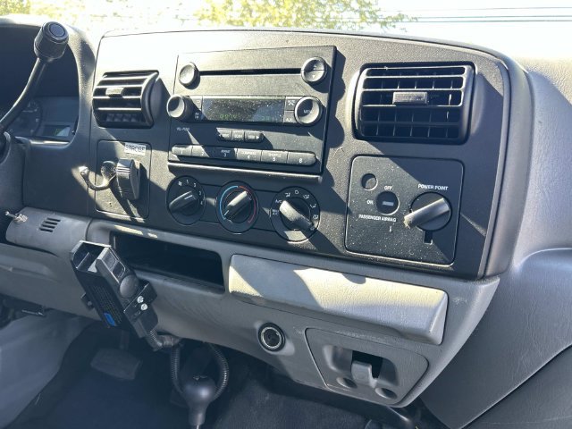 Used 2006 Ford F250 4x4 Regular Cab Super Duty image 18