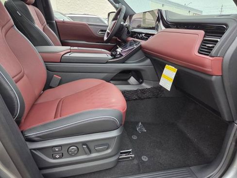 New 2026 INFINITI QX80 Autograph image 22