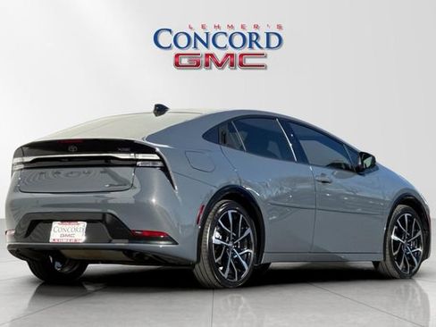 Used 2024 Toyota Prius Prime Premium w/ Advanced Technology Package image 4