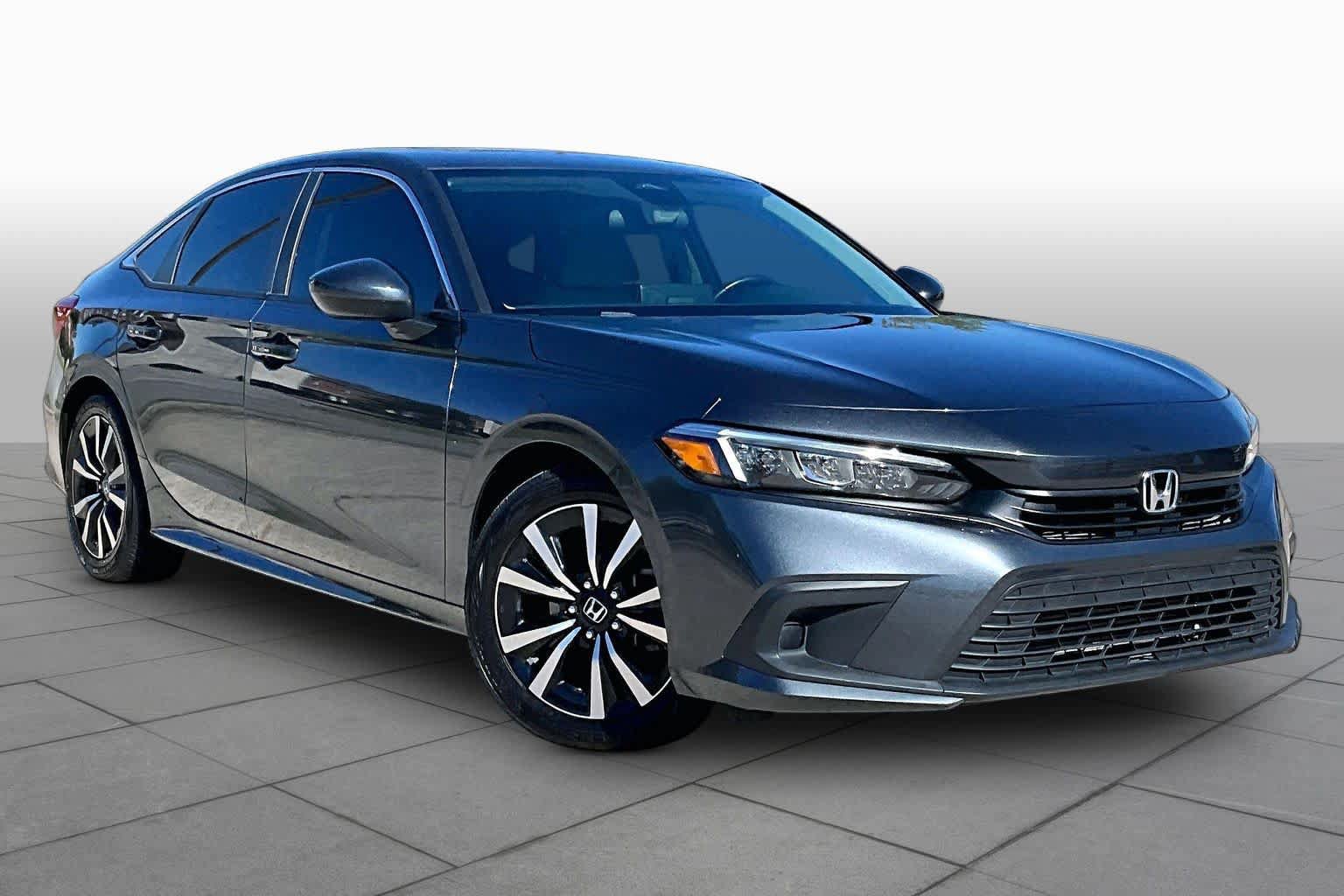 Used 2022 Honda Civic EX image 3
