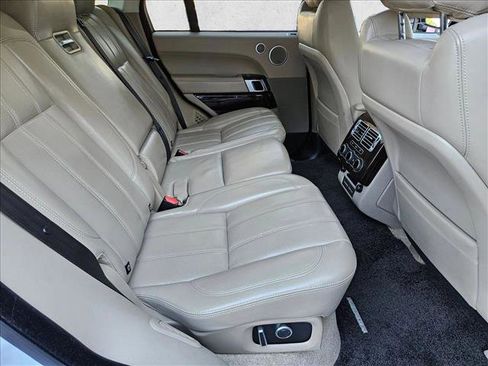 Used 2017 Land Rover Range Rover HSE AWD/4WD image 19