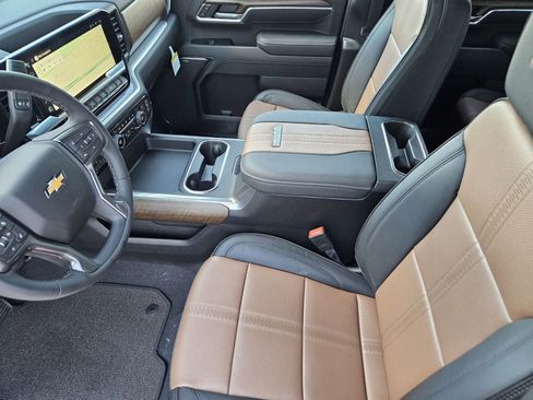 New 2026 Chevrolet Silverado 3500 High Country w/ Technology Package image 15