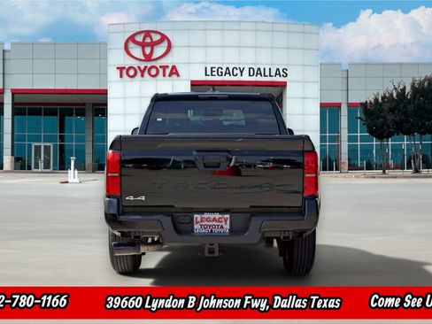 Used 2025 Toyota Tacoma SR5 AWD/4WD image 8