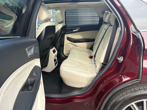 Used 2020 Ford Edge Titanium w/ Equipment Group 301A image 12