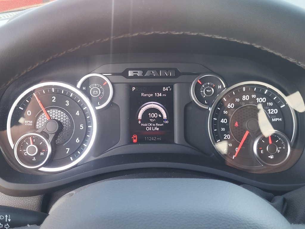 Used 2025 RAM 2500 Big Horn AWD/4WD image 12