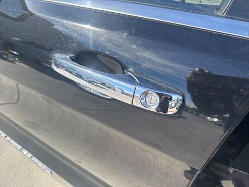 Used 2017 Jeep Grand Cherokee Overland image 13