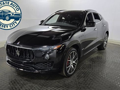 Used 2018 Maserati Levante S GranSport AWD/4WD image 3