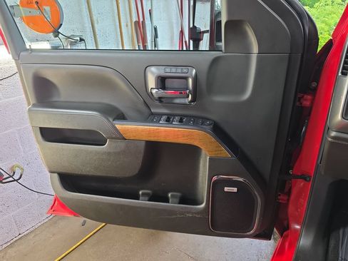 Used 2019 Chevrolet Silverado 2500 LTZ w/ LTZ Plus Package AWD/4WD image 26