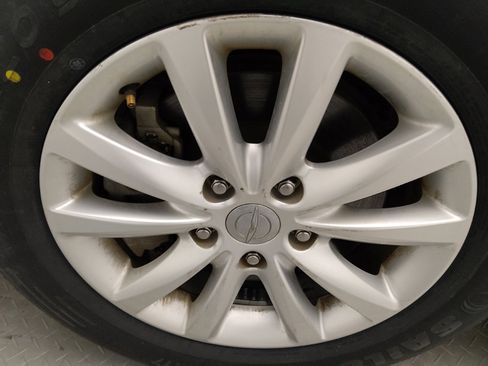 Used 2016 Chrysler Town & Country Limited Platinum w/ Trailer Tow Group image 31