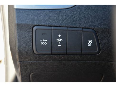 Used 2016 Hyundai Elantra Value Edition image 30