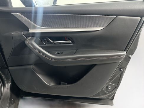 Used 2025 MAZDA CX-90 Plug-In Hybrid w/ Preferred AWD/4WD image 36