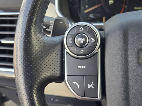 Used 2016 Land Rover Range Rover Sport Supercharged AWD/4WD image 24