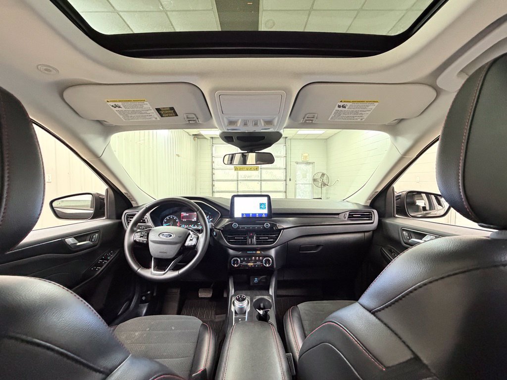 Used 2022 Ford Escape SEL w/ SEL Stealth AWD Package image 26