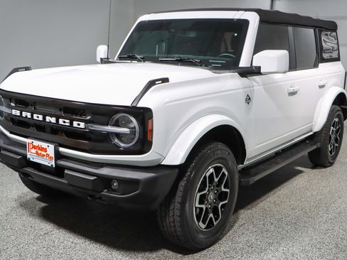 Used 2022 Ford Bronco Outer Banks image 30