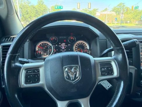 Used 2017 RAM 2500 Laramie AWD/4WD image 10