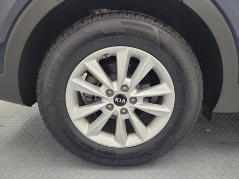 Used 2019 Kia Sorento AWD w/ LX Convenience Package image 31