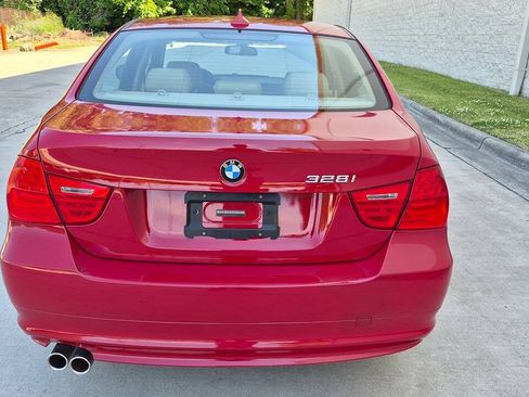 Used 2009 BMW 328i Sedan RWD image 6