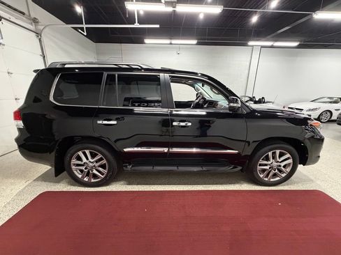 Used 2014 Lexus LX 570 4WD image 12