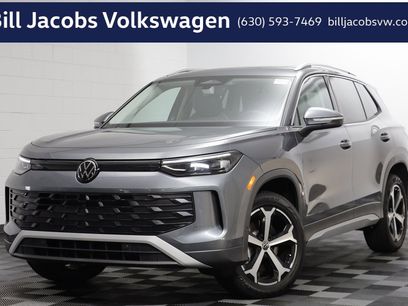 New 2025 Volkswagen Tiguan SE