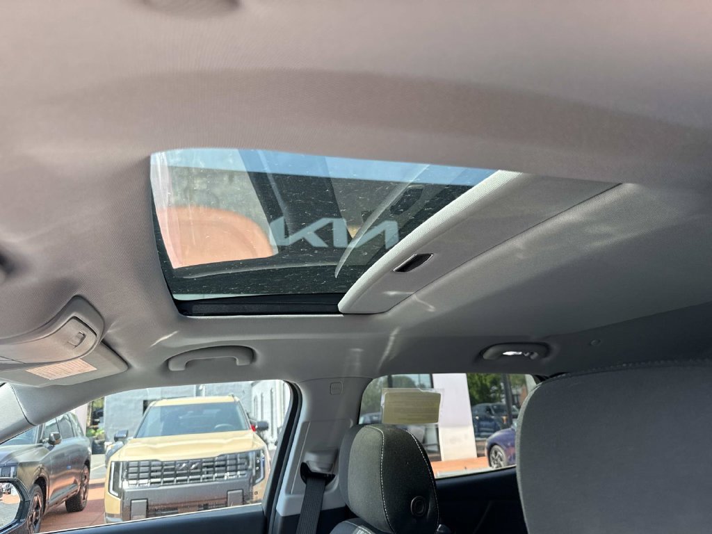 Used 2023 Chevrolet Blazer LT AWD/4WD image 22