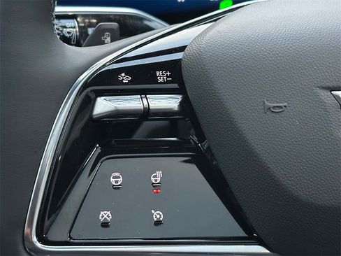 New 2026 Cadillac Lyriq Sport image 33