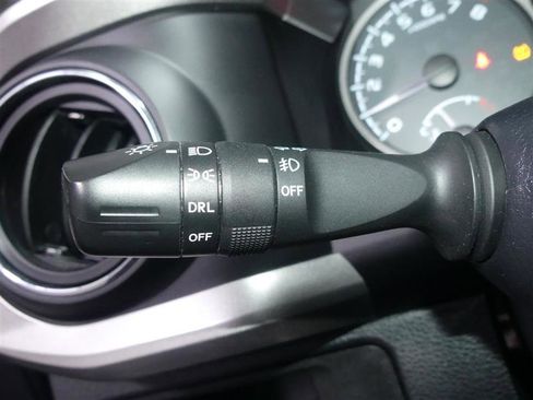 Used 2019 Toyota Tacoma SR5 image 30